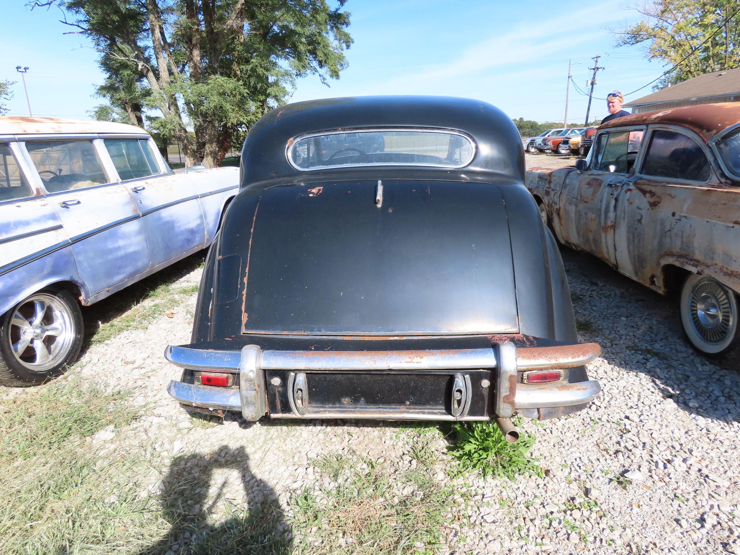 1949 Jaguar Mark V 4dr Sedan