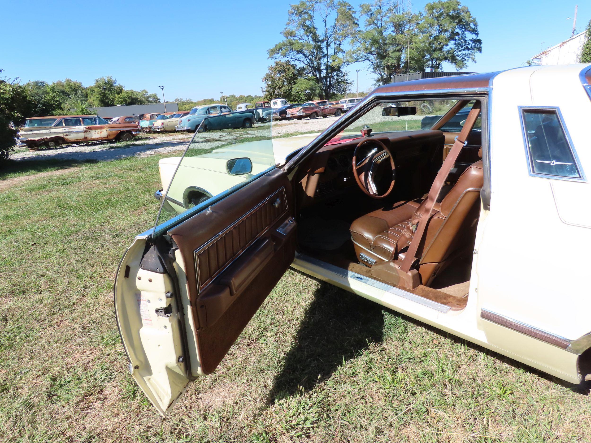 1977 Ford Thunderbird Coupe