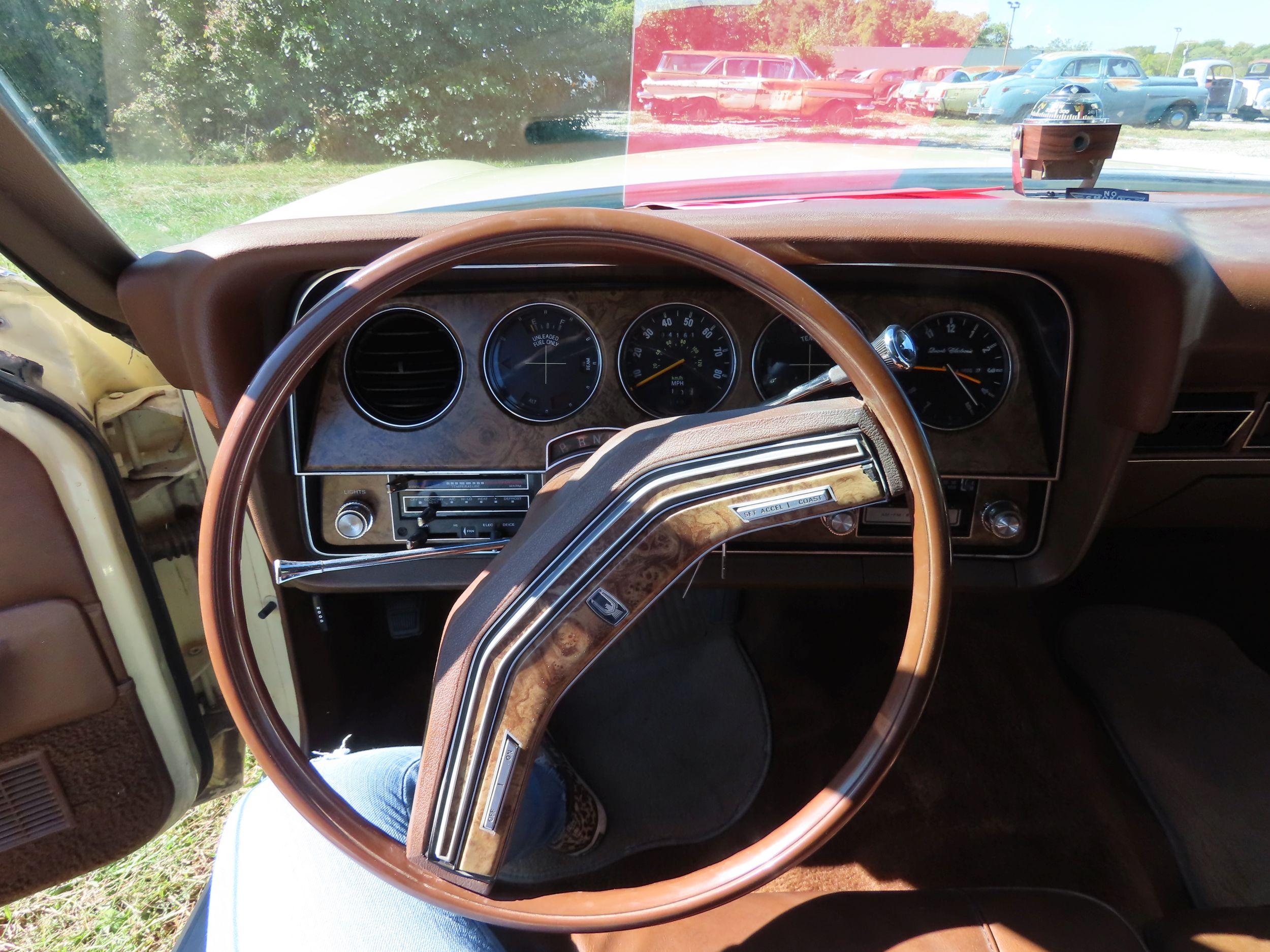 1977 Ford Thunderbird Coupe