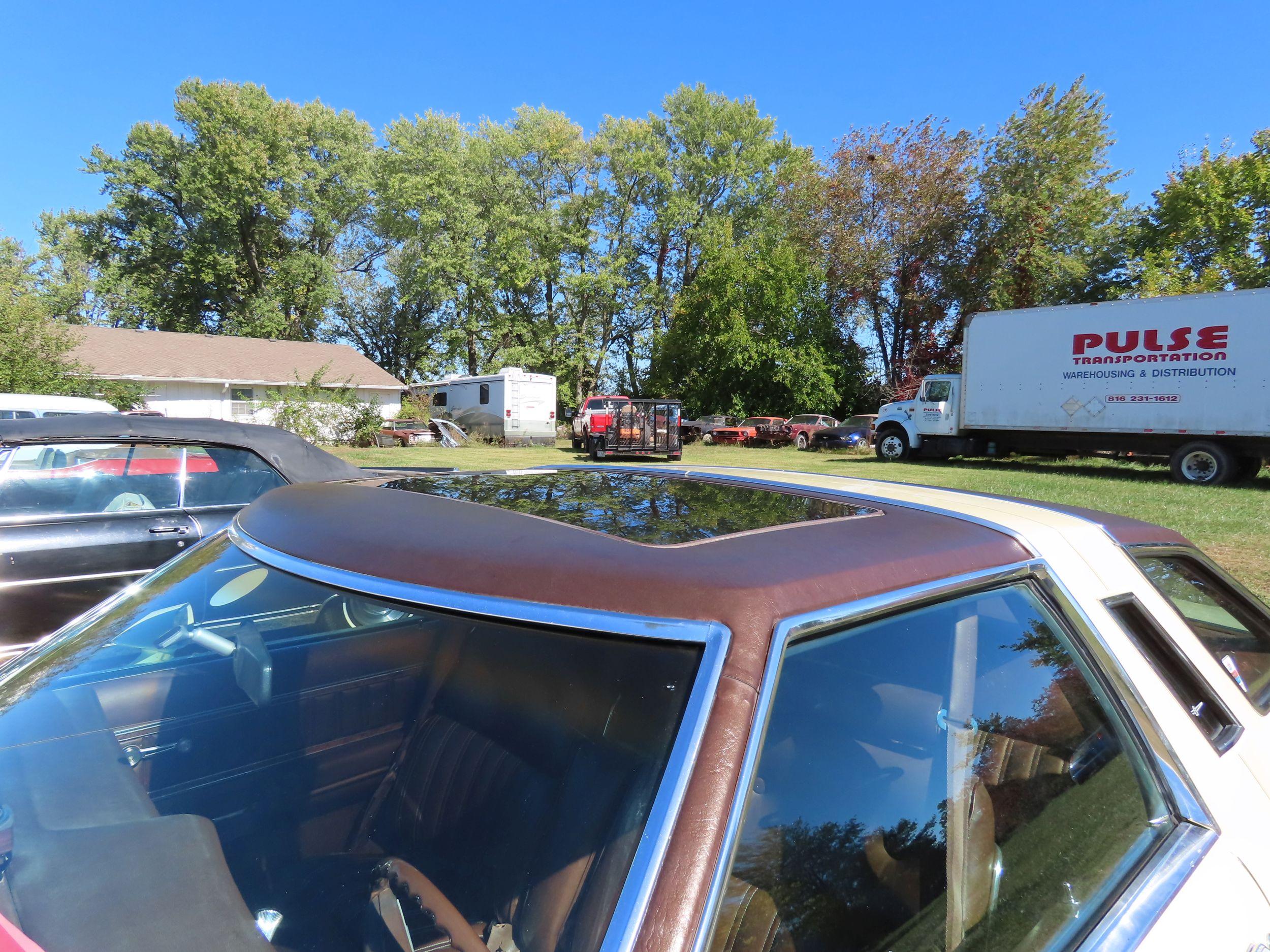 1977 Ford Thunderbird Coupe