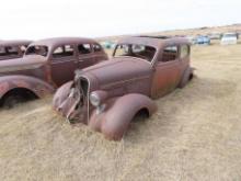 1935 Plymouth 2dr Sedan