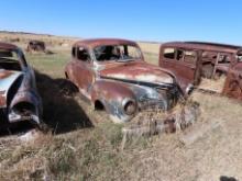 1941 Chrysler 2dr Sedan For Rod or restore or parts