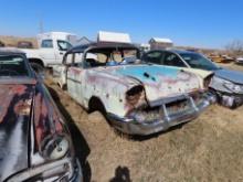 1957 Chevrolet 4dr Sedan for parts