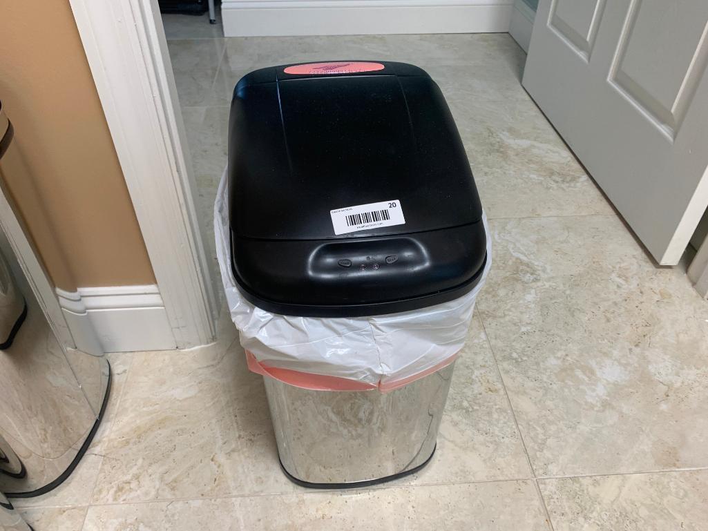Automatic Trash Can (Small)