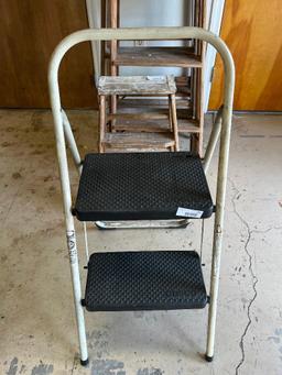 Metal Step Ladder