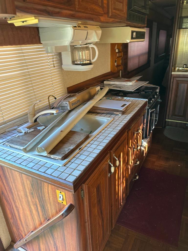 1991 Spartan Motor Home Recreational Vehicle, VIN # 4S7KT9S03MC003799