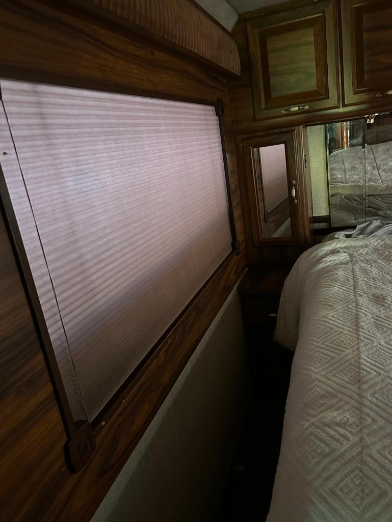 1991 Spartan Motor Home Recreational Vehicle, VIN # 4S7KT9S03MC003799