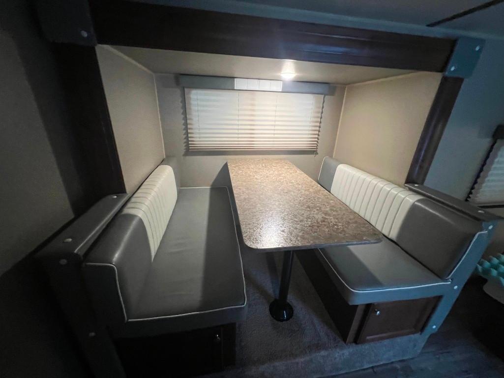 2019 Sunlite Camper, VIN#7J3U1E127KS001113