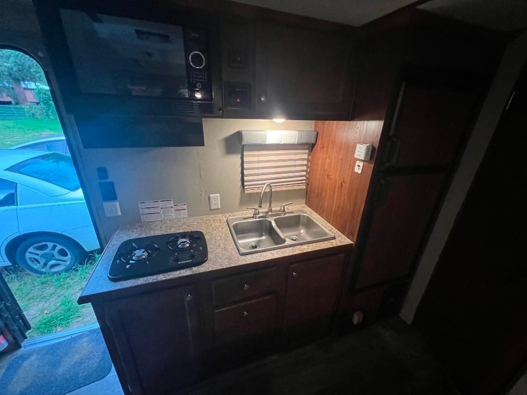 2019 Sunlite Camper, VIN#7J3U1E127KS001113