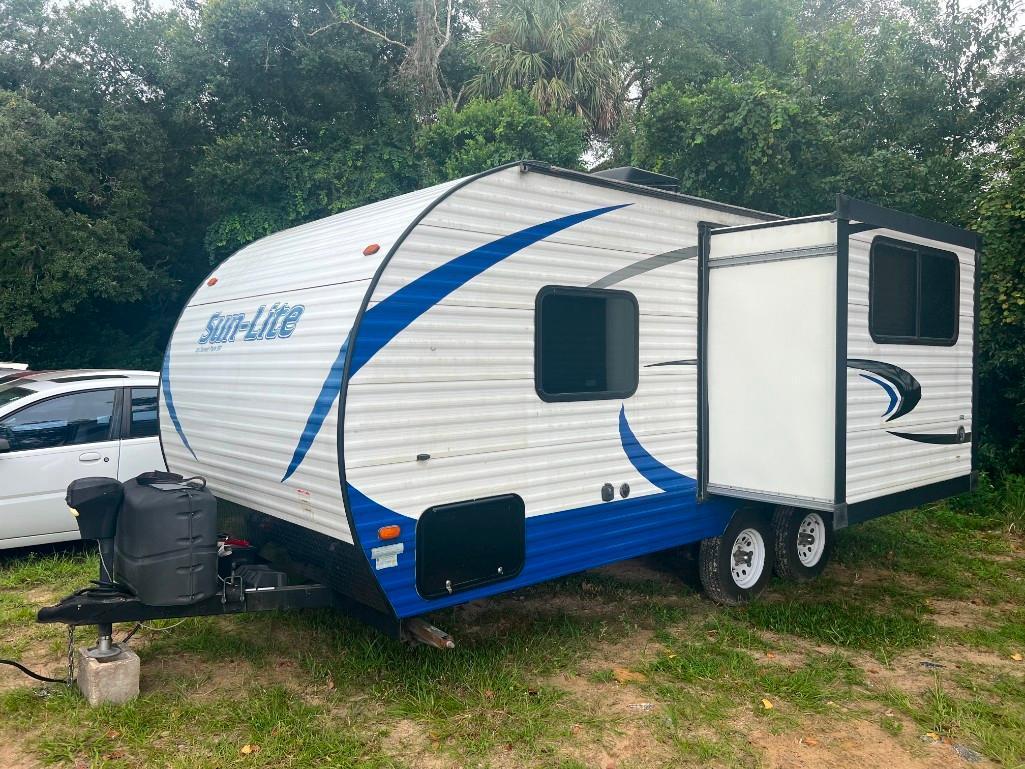 2019 Sunlite Camper, VIN#7J3U1E127KS001113