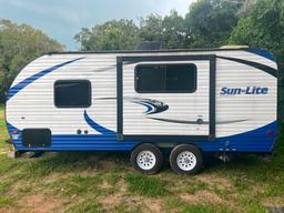 2019 Sunlite Camper, VIN#7J3U1E127KS001113