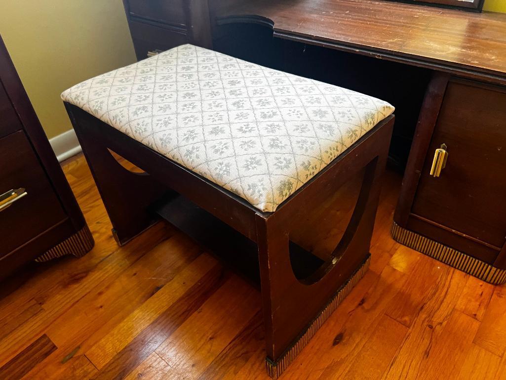 Vintage dresser Set