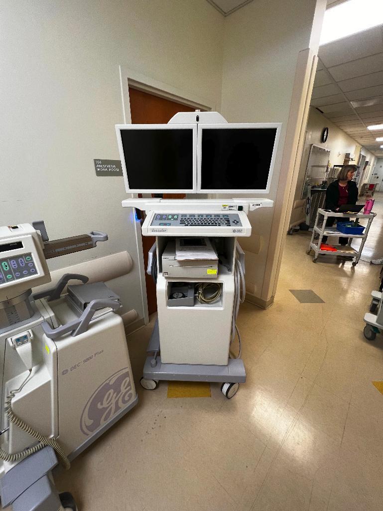 GE OEC 9800+ C Arm Xray System