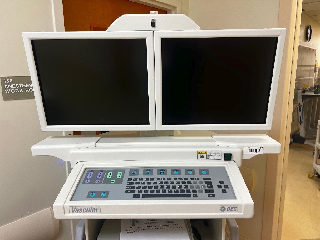 GE OEC 9800+ C Arm Xray System