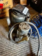 Pittsburg Pneumatic 20ton Air / Hydraulic Bottle Jack