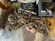 Lot of Chains, Pully and Straps