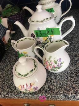 Royal Horticultural society teapot/cup/saucer creamer/sugar