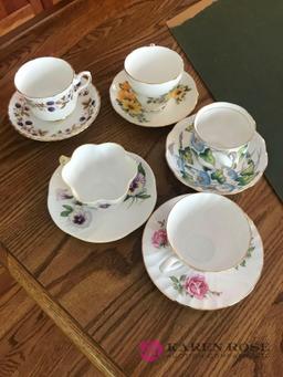 5- cups/saucers