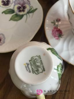 5- cups/saucers