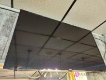 42 inch roku tv with remote tested and working