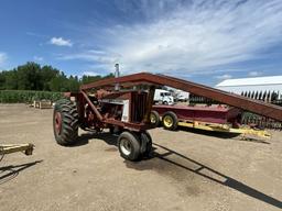 Farmall 806 Tractor