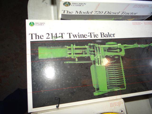 JD 214T Toy Hay Baler