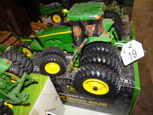JD 8520 Toy Tractor