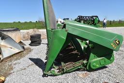 JD 693 Corn Head