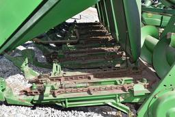 JD 693 Corn Head
