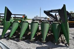JD 693 Corn Head