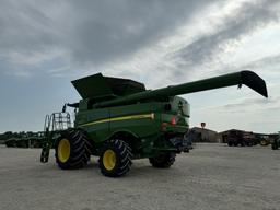 John Deere S780 Combine, 2022