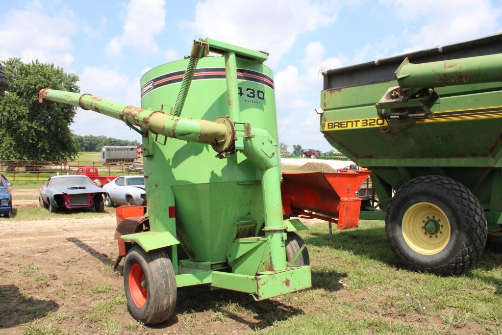 Owatonna 430 Hammer Mill