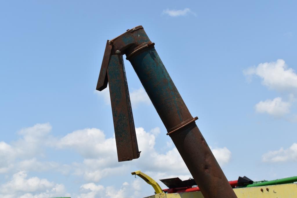 Grain-O-Vator Series 10 Auger Wagon