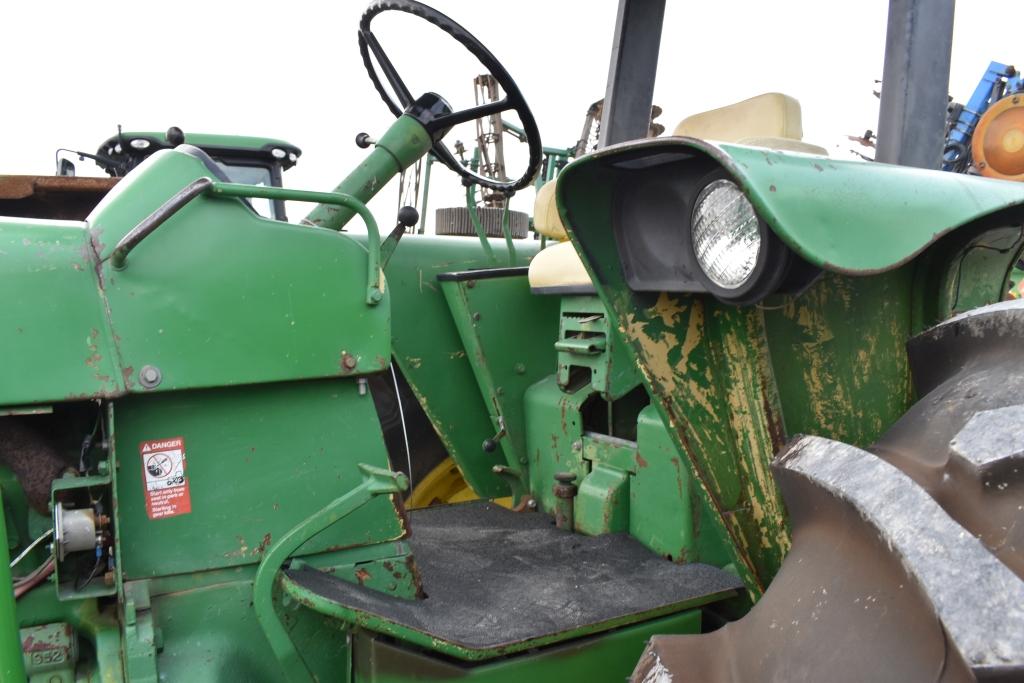 John Deere 4320 Tractor, 1971