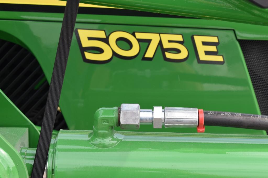 John Deere 5075E Tractor, 2022