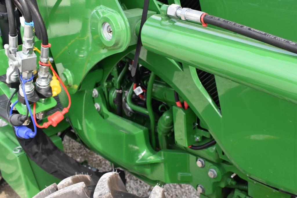 John Deere 5075E Tractor, 2022
