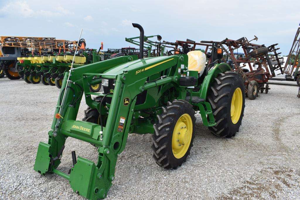 John Deere 5075E Tractor, 2022