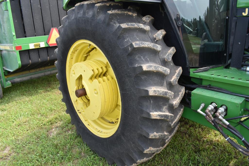 John Deere 3255 Tractor