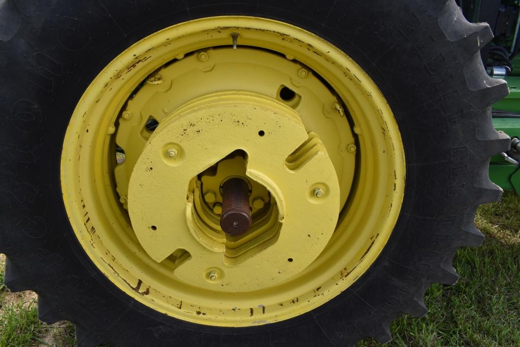 John Deere 3255 Tractor