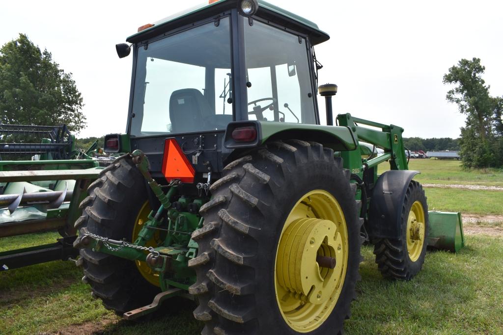 John Deere 3255 Tractor