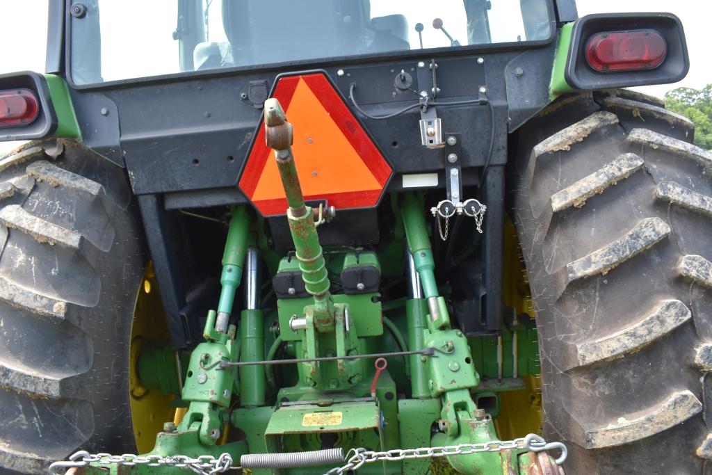 John Deere 3255 Tractor