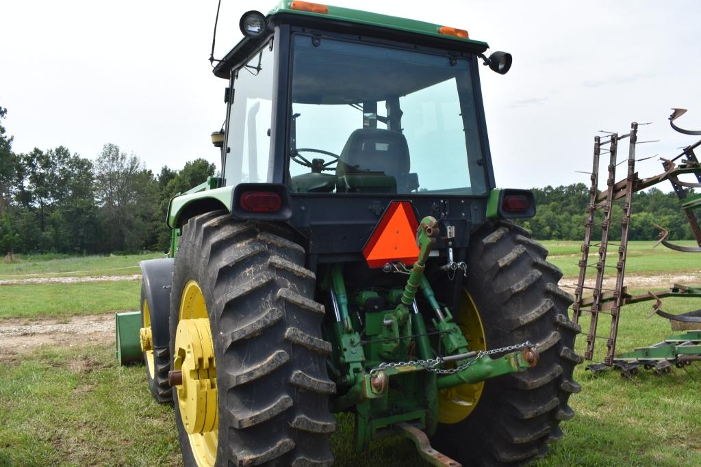 John Deere 3255 Tractor