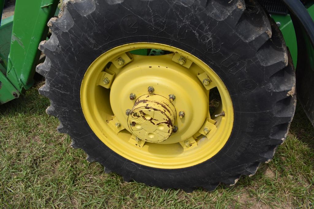 John Deere 3255 Tractor