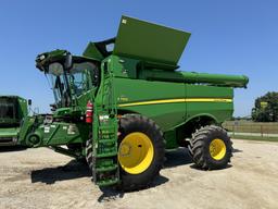 John Deere S790 Combine, 2022