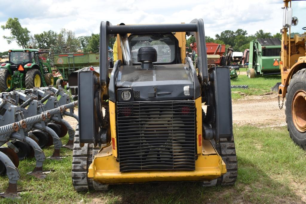 John Deere 333E Skidloader