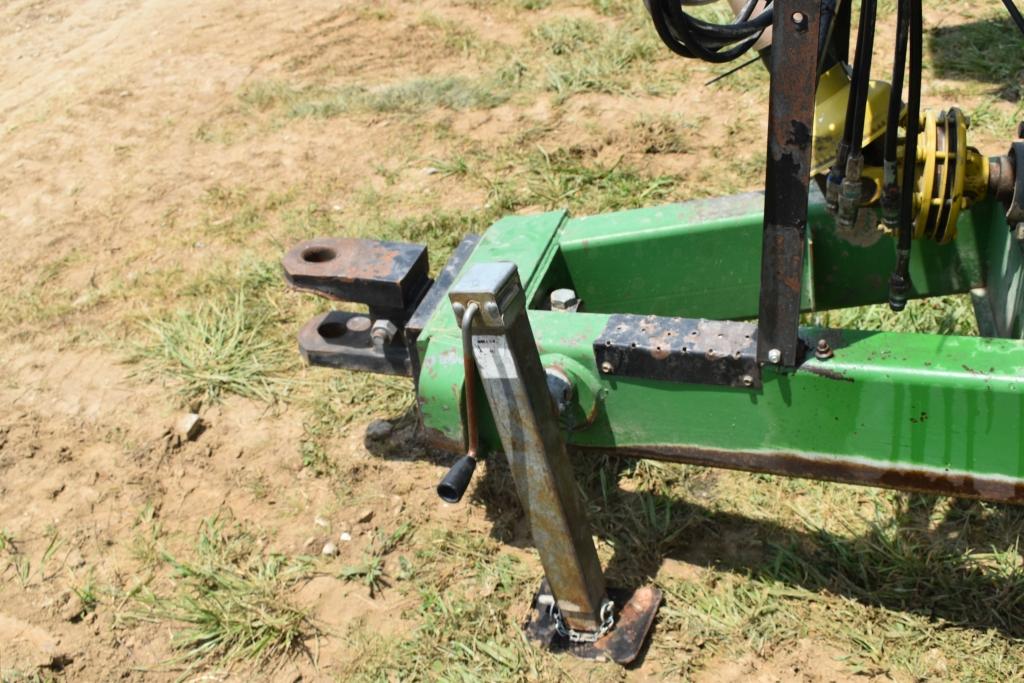 2004 Frontier 1108 Grain Cart
