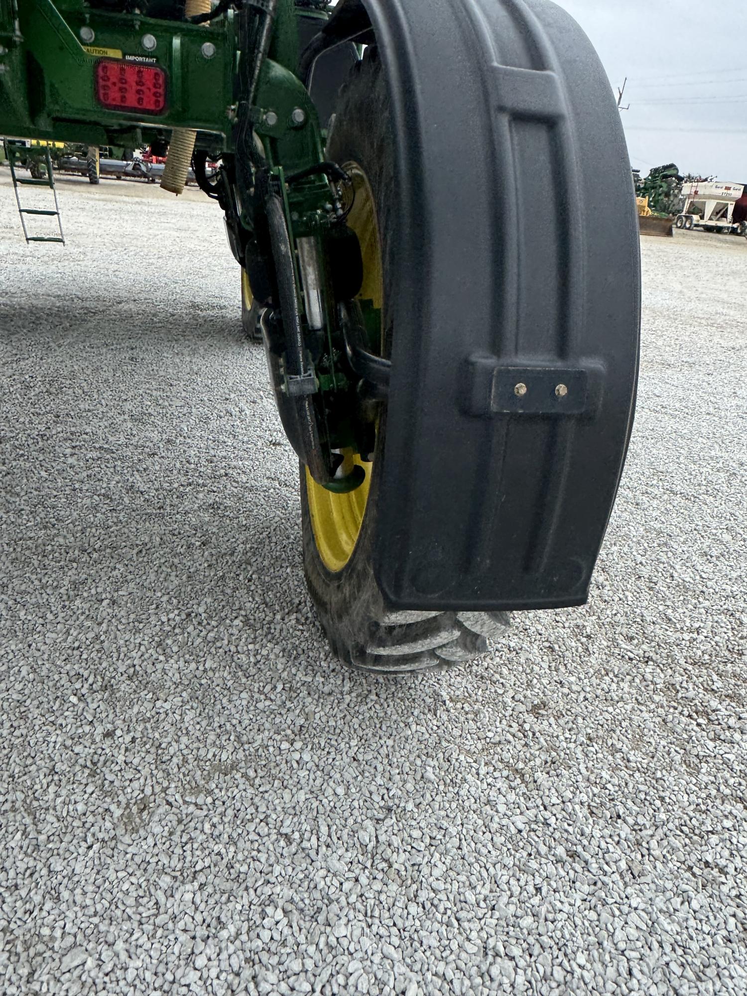 John Deere R4038 Sprayer, 2019