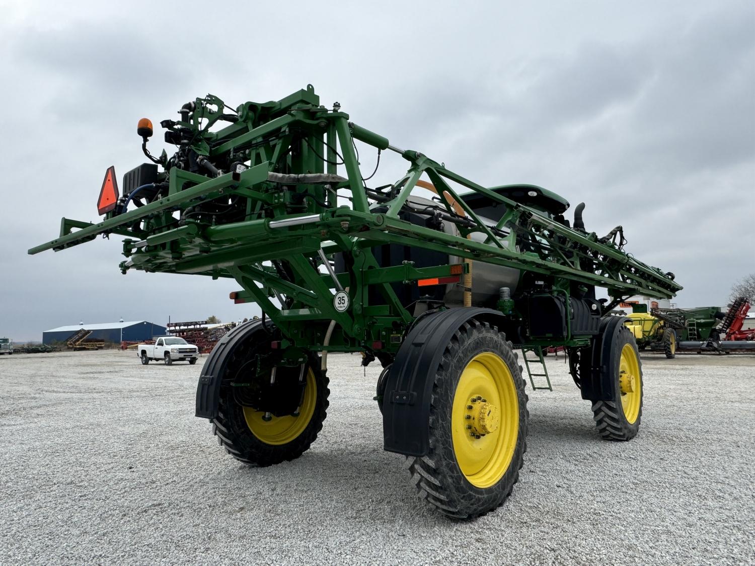 John Deere R4038 Sprayer, 2019