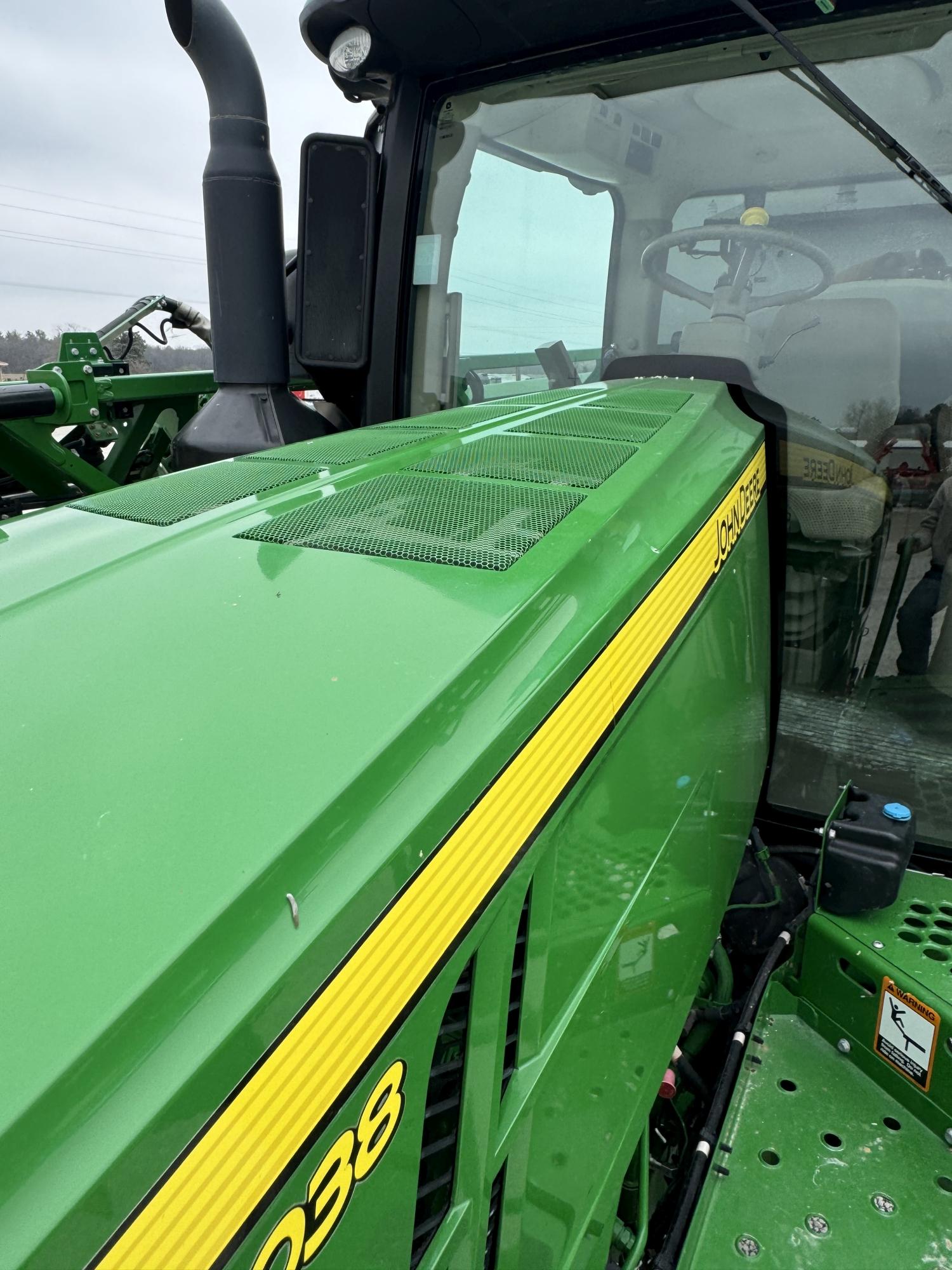 John Deere R4038 Sprayer, 2019
