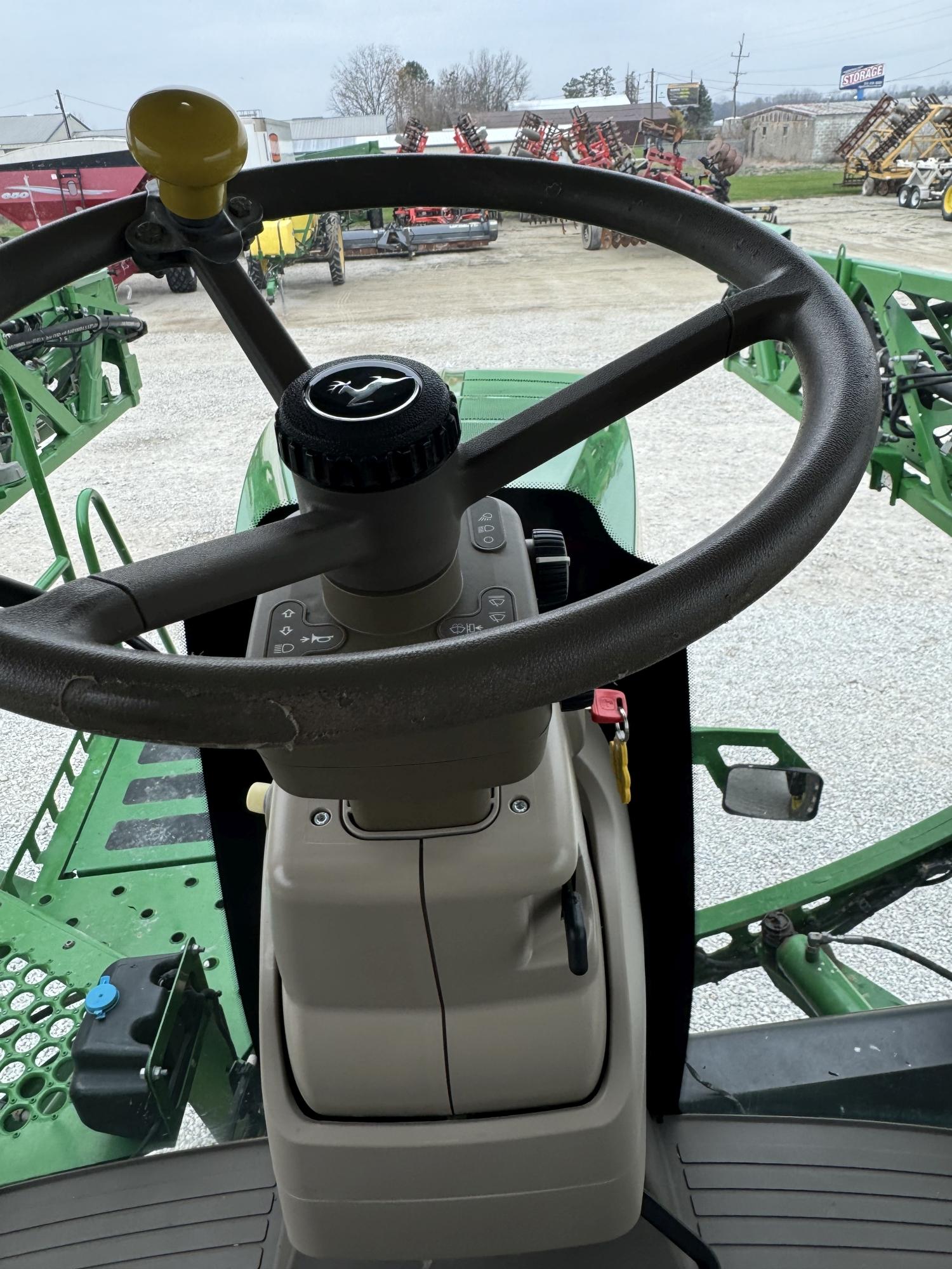 John Deere R4038 Sprayer, 2019